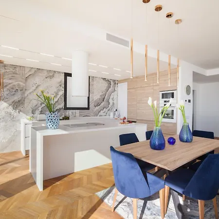 200m New E With Priv/heated Pool, Ocean View. Costa Adeje (Tenerife)