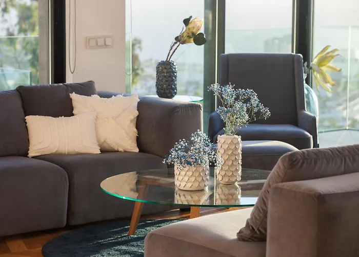 Villa 200m New E With Priv/heated Pool, Ocean View. *