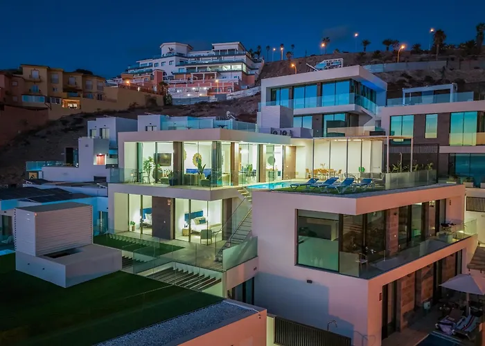 200m New E With Priv/heated Pool, Ocean View. Vila